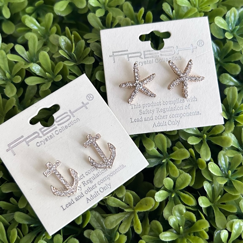 Nautical stud earrings